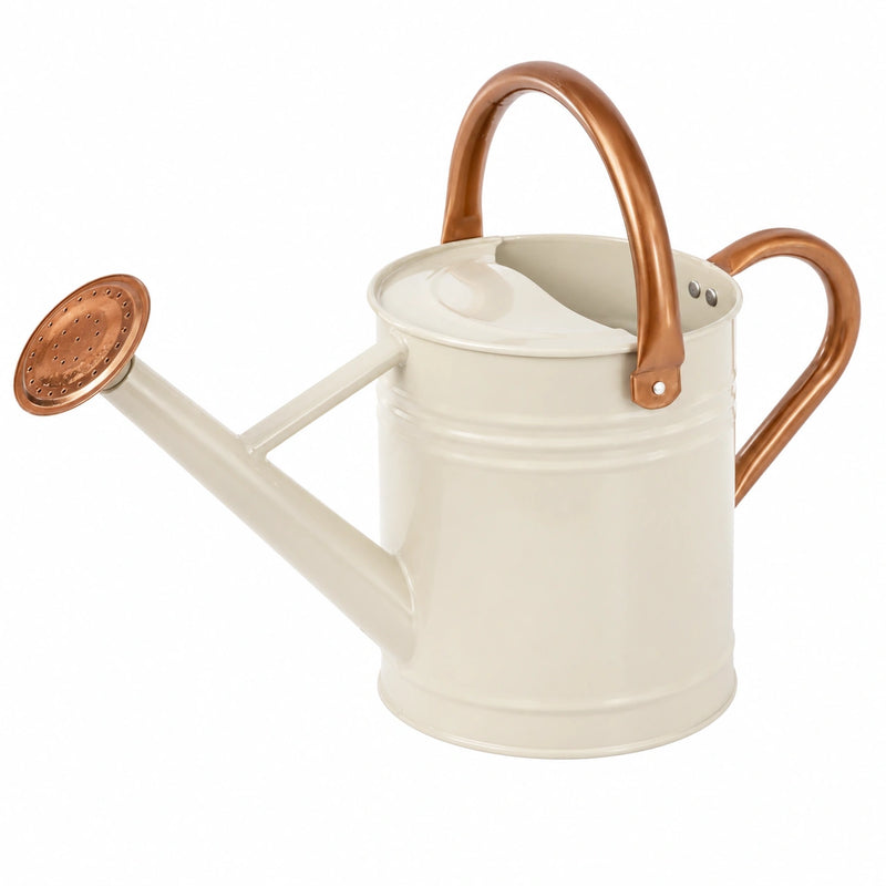 Arrosoir en métal crème et cuivre 6L